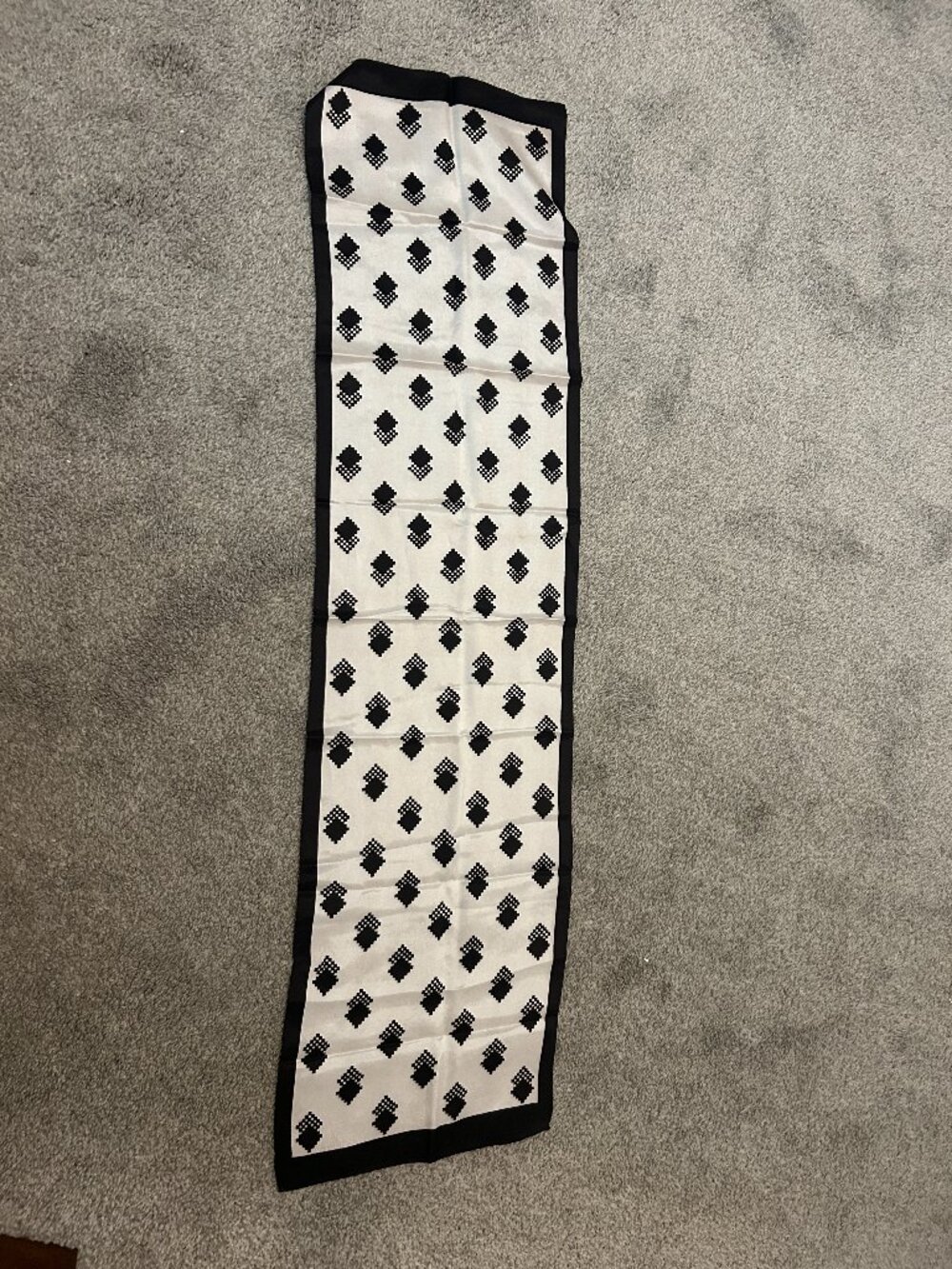 Black and White Geometric scarf